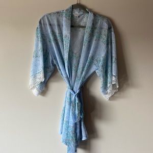 Flora Sheer Blue Floral Robe